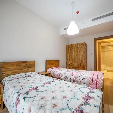 Maslak A4 82 Apartment